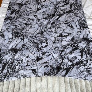 Marvel Heroes Black and White Wrap/Scarf